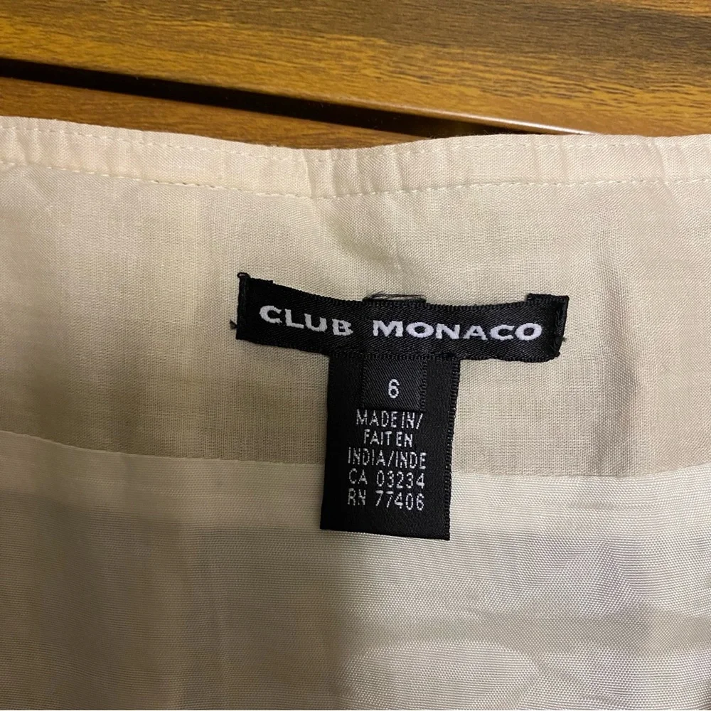 Club Monaco Women’s Skirt Size 6 A Line Embroidered 100% Cotton Textured Modest